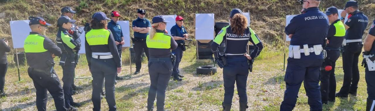 Polizia locale Lezione di Tiro classe 5 - Reg Li Turri - La Crucca Baiona Sassari